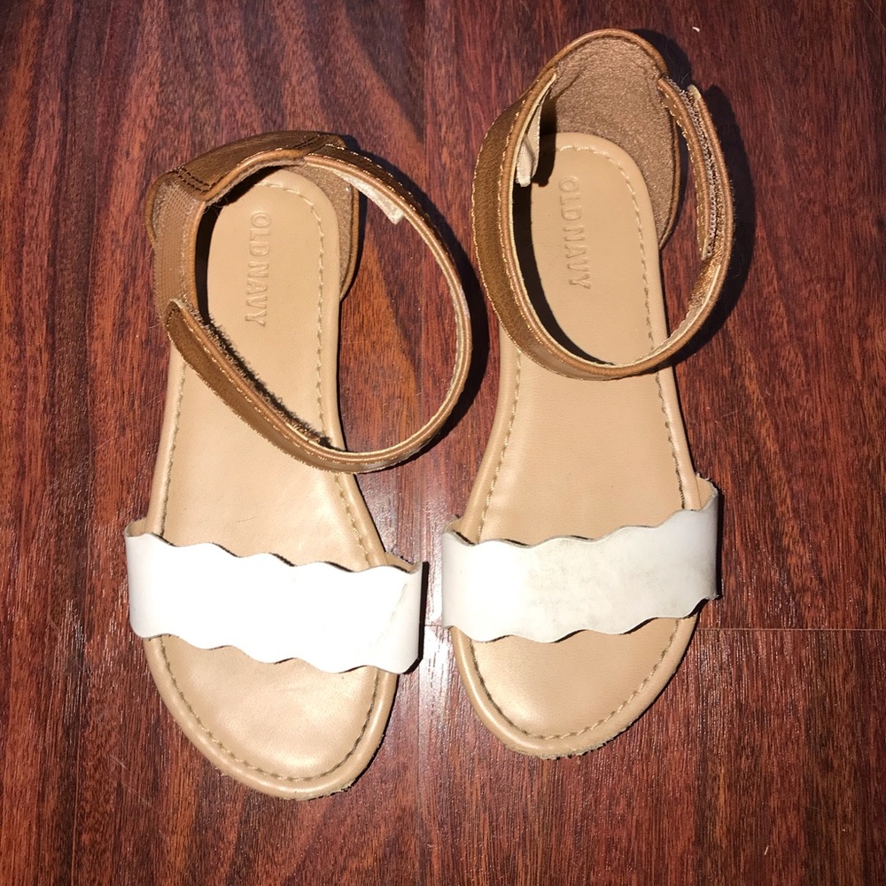 Girls Old Navy Sandals